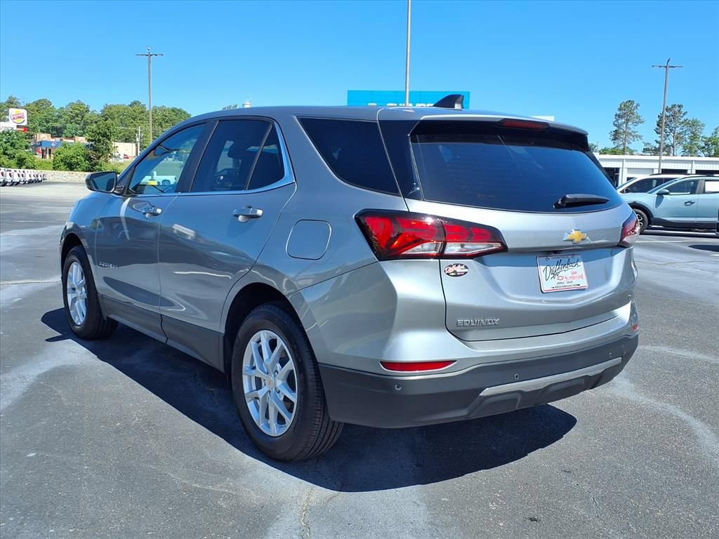 Used 2024 Chevrolet Equinox LT FWD image 18