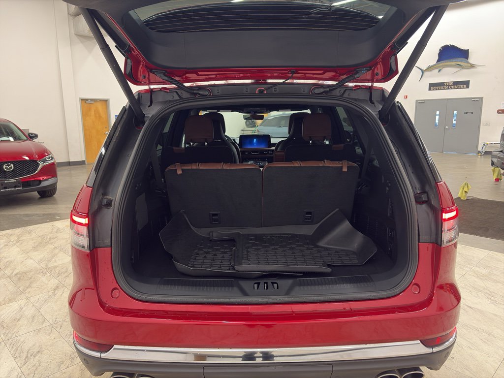 Used 2025 Lincoln Aviator Reserve w/ Equipment Group 201A image 17