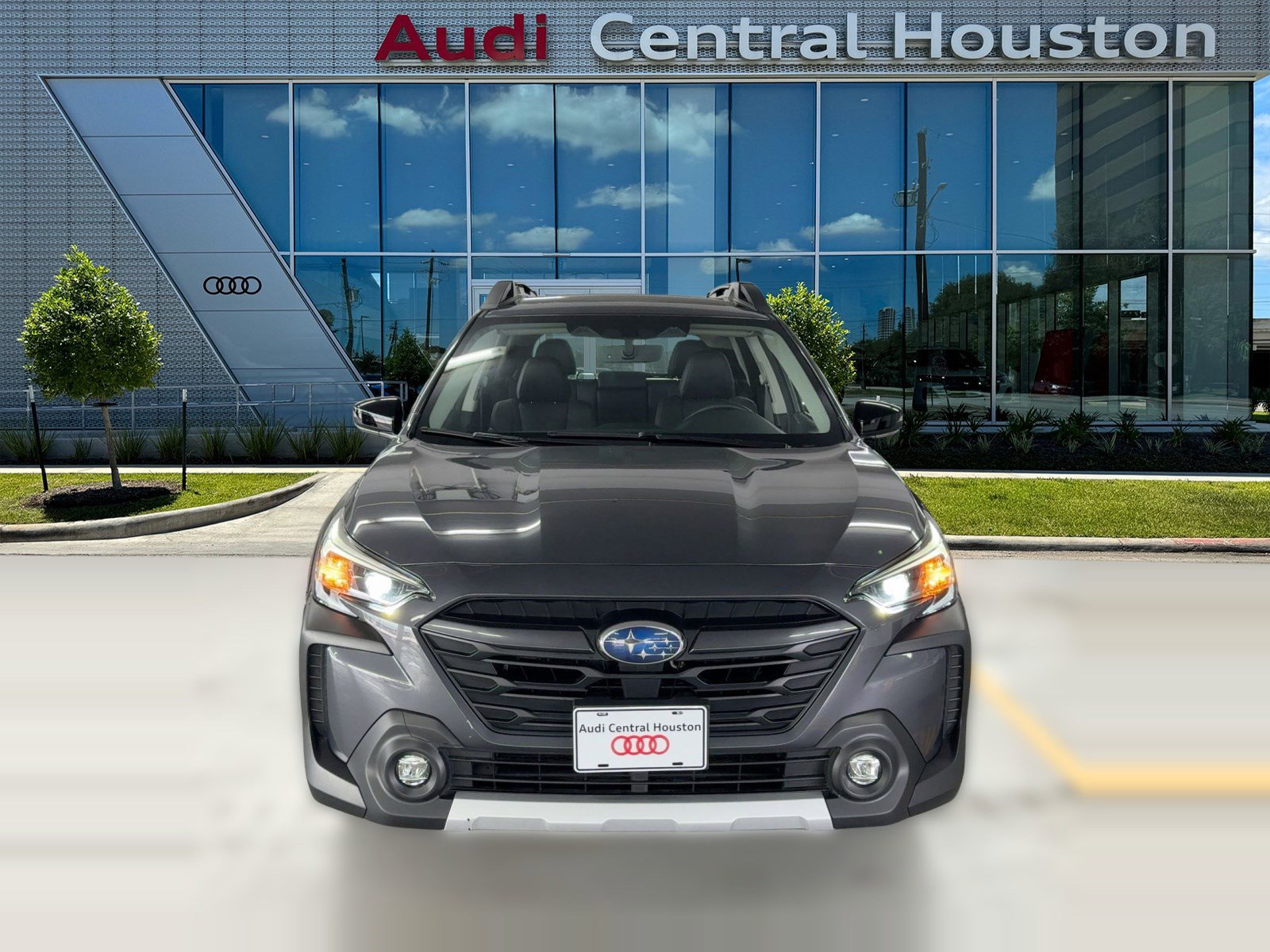 Used 2023 Subaru Outback Limited image 6