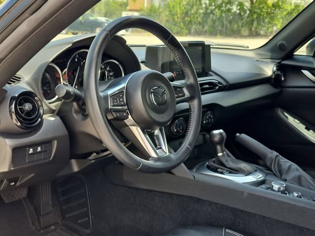 Used 2020 MAZDA MX-5 Miata Sport RWD image 11