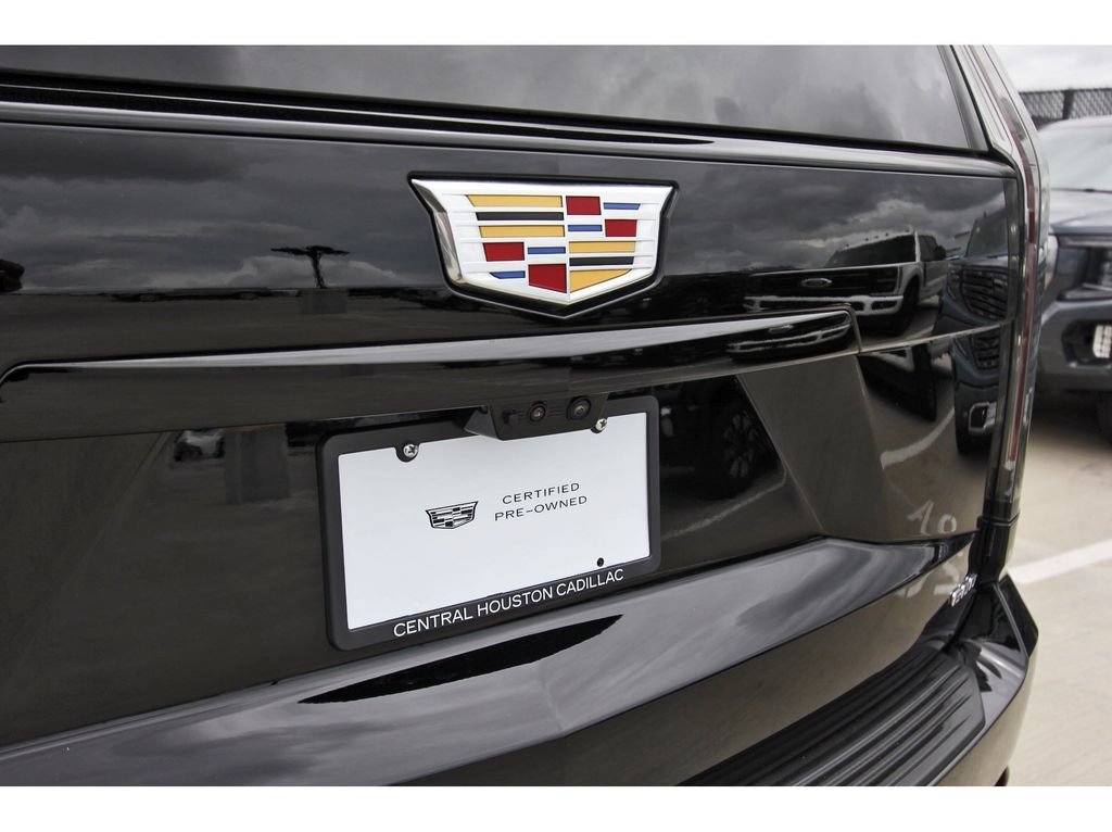 Used 2025 Cadillac Escalade Sport w/ LPO, Floor Liner Package RWD image 31