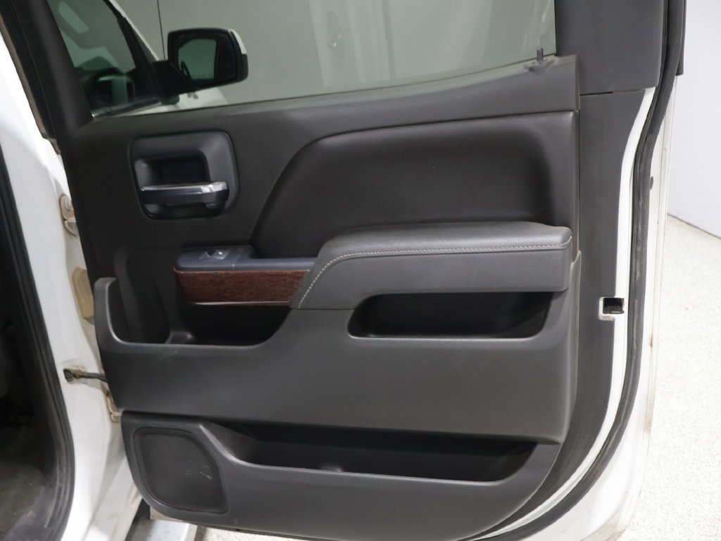 Used 2015 GMC Sierra 1500 SLE w/ SLE Value Package AWD/4WD image 25