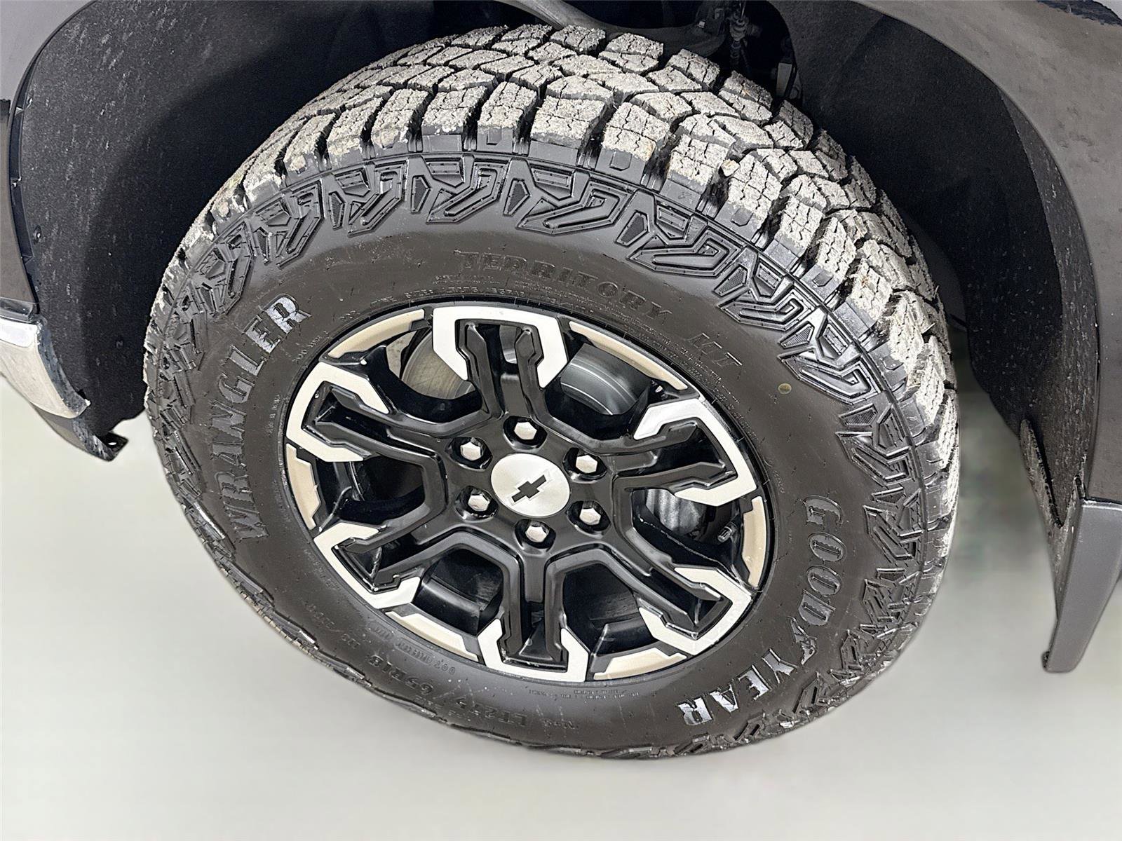 Used 2022 Chevrolet Silverado 1500 LT image 31