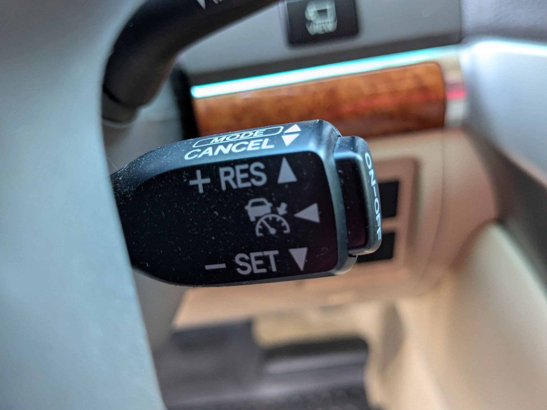 Used 2013 Toyota Land Cruiser AWD/4WD image 22