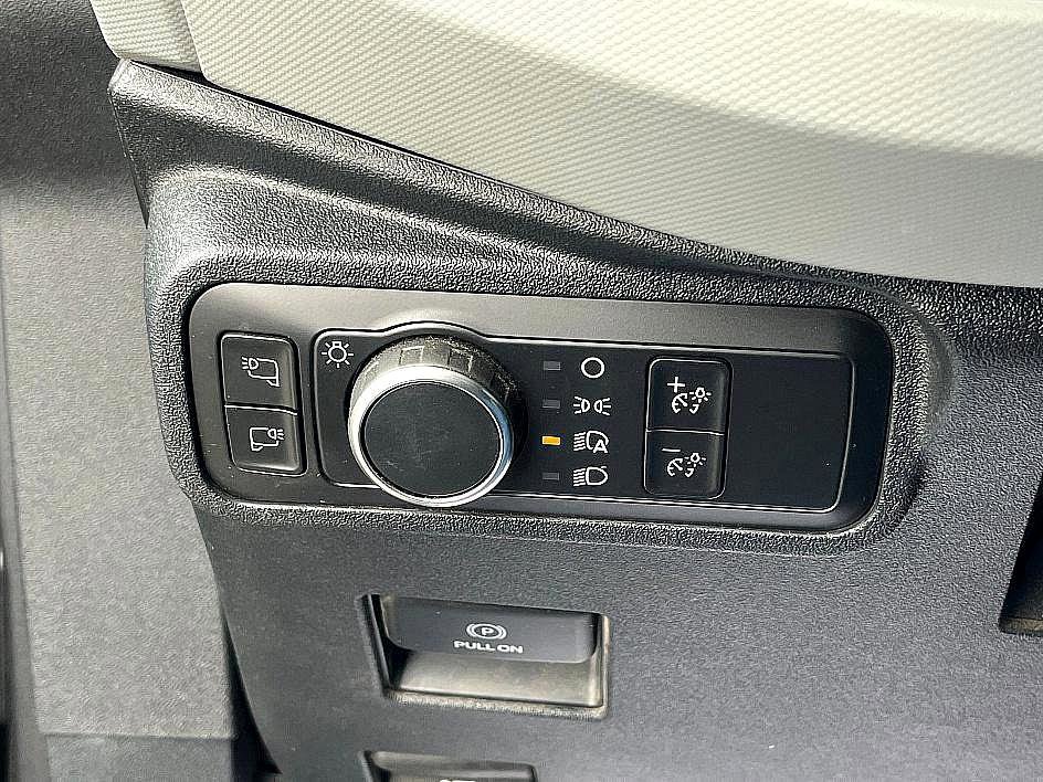 Used 2021 Ford Bronco Badlands image 16