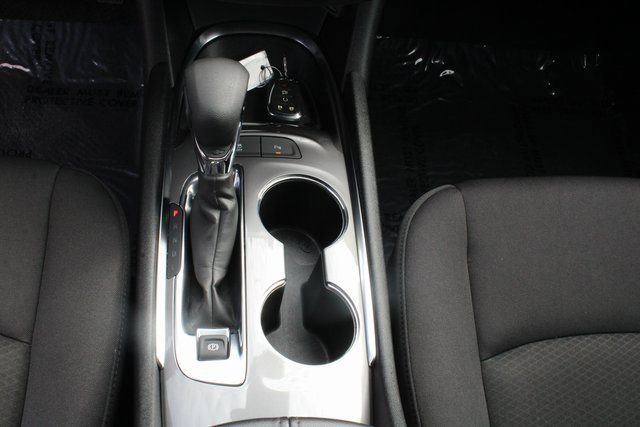 Used 2025 Chevrolet Malibu LT image 33