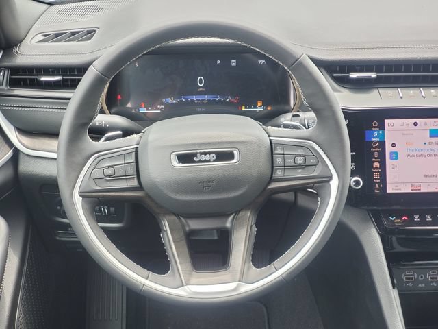 New 2026 Jeep Grand Cherokee Limited w/ Limited Altitude Package AWD/4WD image 18