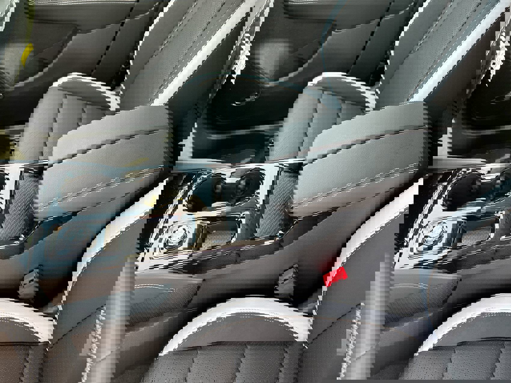 New 2025 Buick Envision Sport Touring image 20