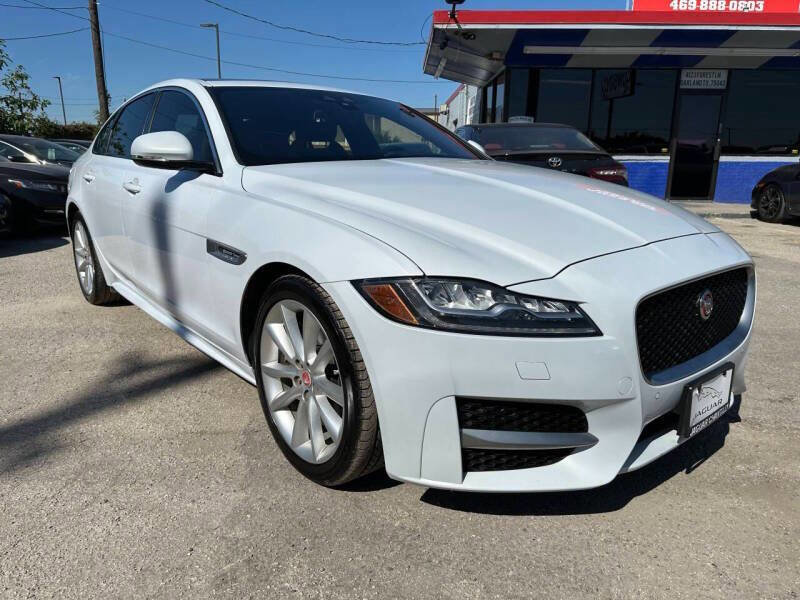 Used 2016 Jaguar XF R-Sport image 3