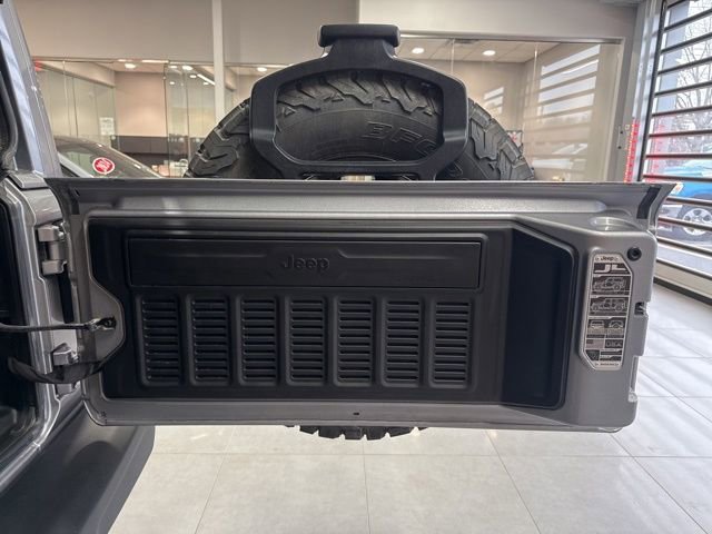 Used 2021 Jeep Wrangler Unlimited Rubicon image 45