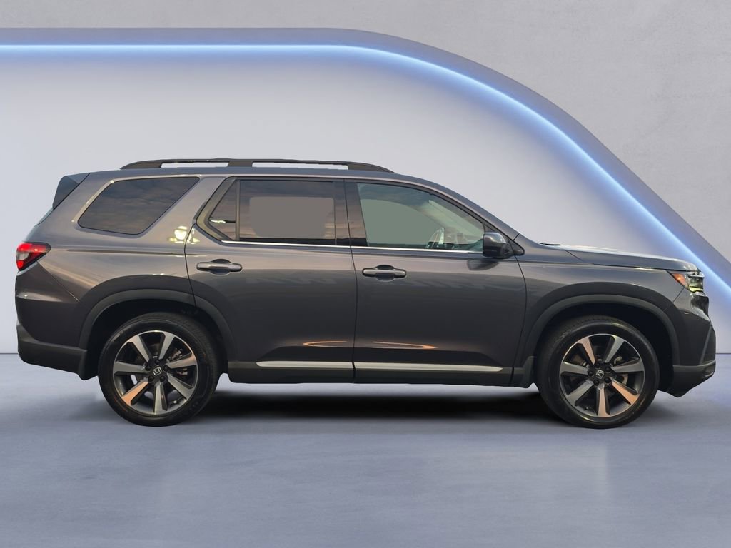 Certified 2025 Honda Pilot Elite image 6