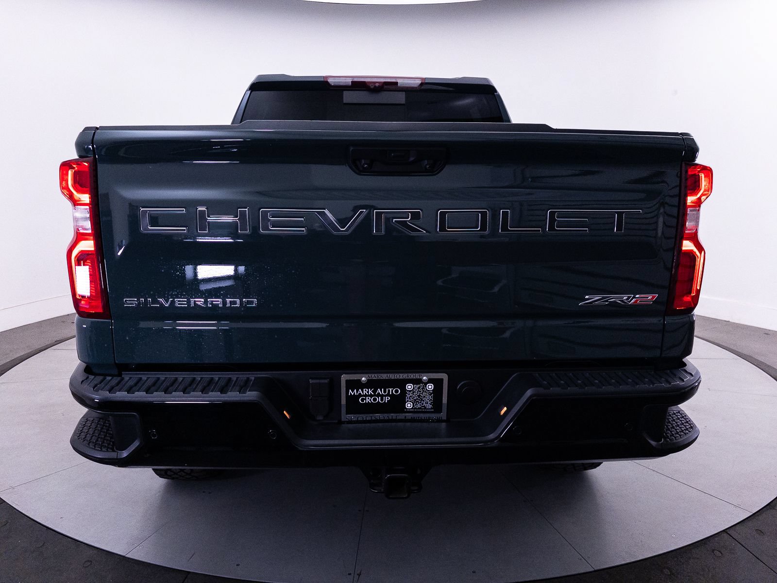 Used 2025 Chevrolet Silverado 1500 ZR2 w/ Technology Package AWD/4WD image 24