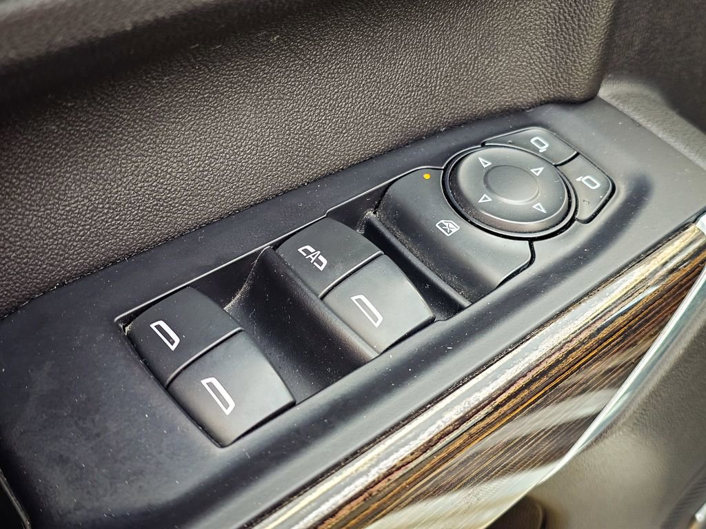 Used 2020 GMC Sierra 1500 Elevation w/ Elevation Value Package image 12