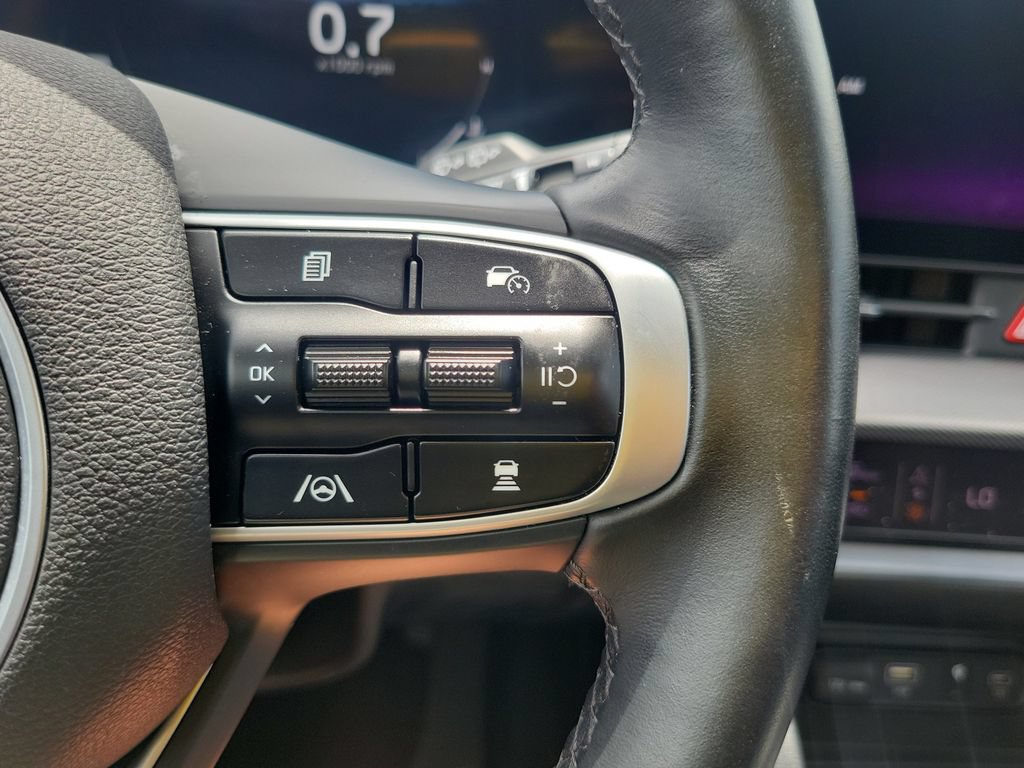 Used 2025 Kia Sportage SX FWD image 34