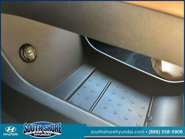 Used 2024 Hyundai Santa Fe Limited image 35