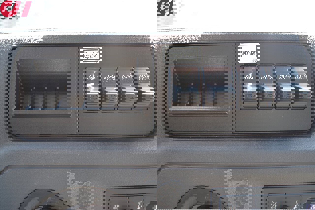 Used 2022 Ford E-350 and Econoline 350 Super Duty image 20