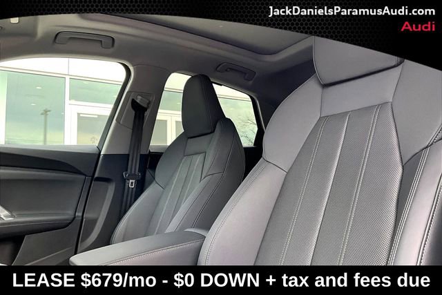 Used 2025 Audi Q5 Premium Plus w/ Premium Plus image 17