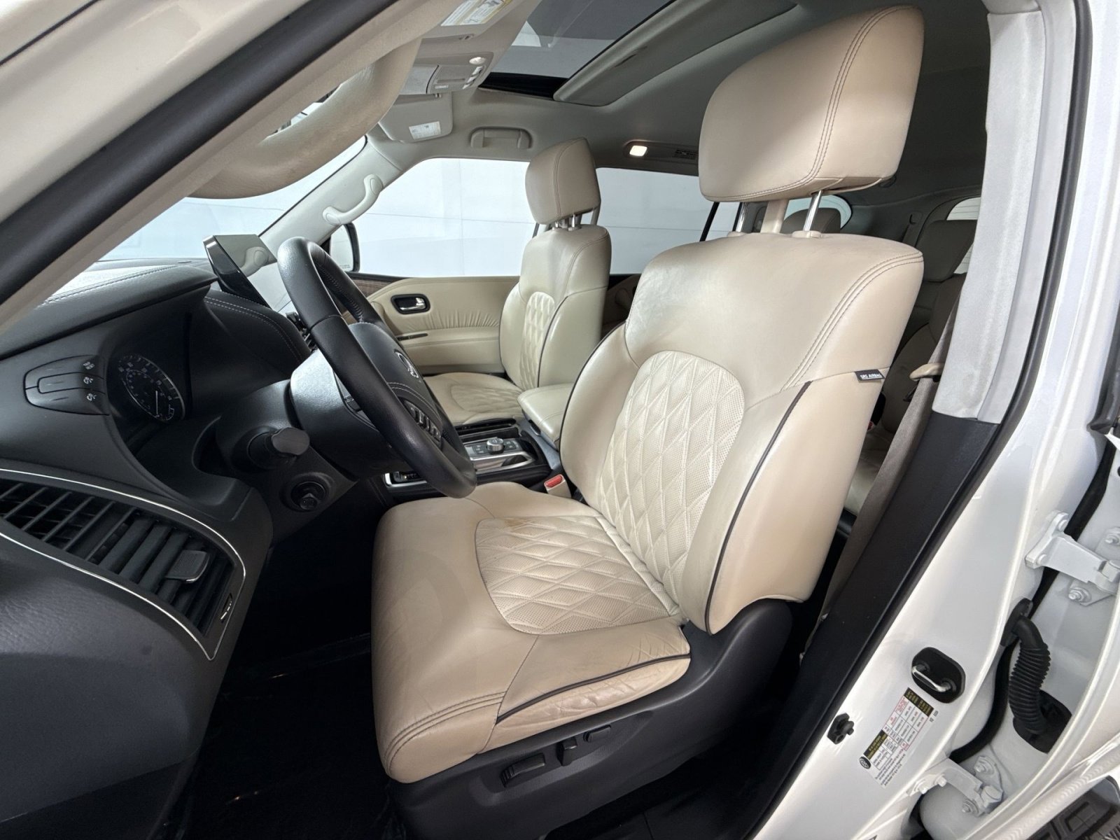 Used 2023 Nissan Armada Platinum w/ Captain's Chairs Package image 13