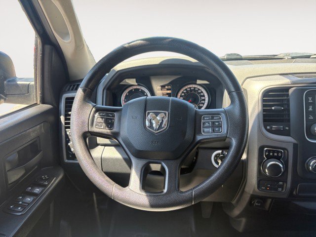 Used 2017 RAM 1500 Express AWD/4WD video 2