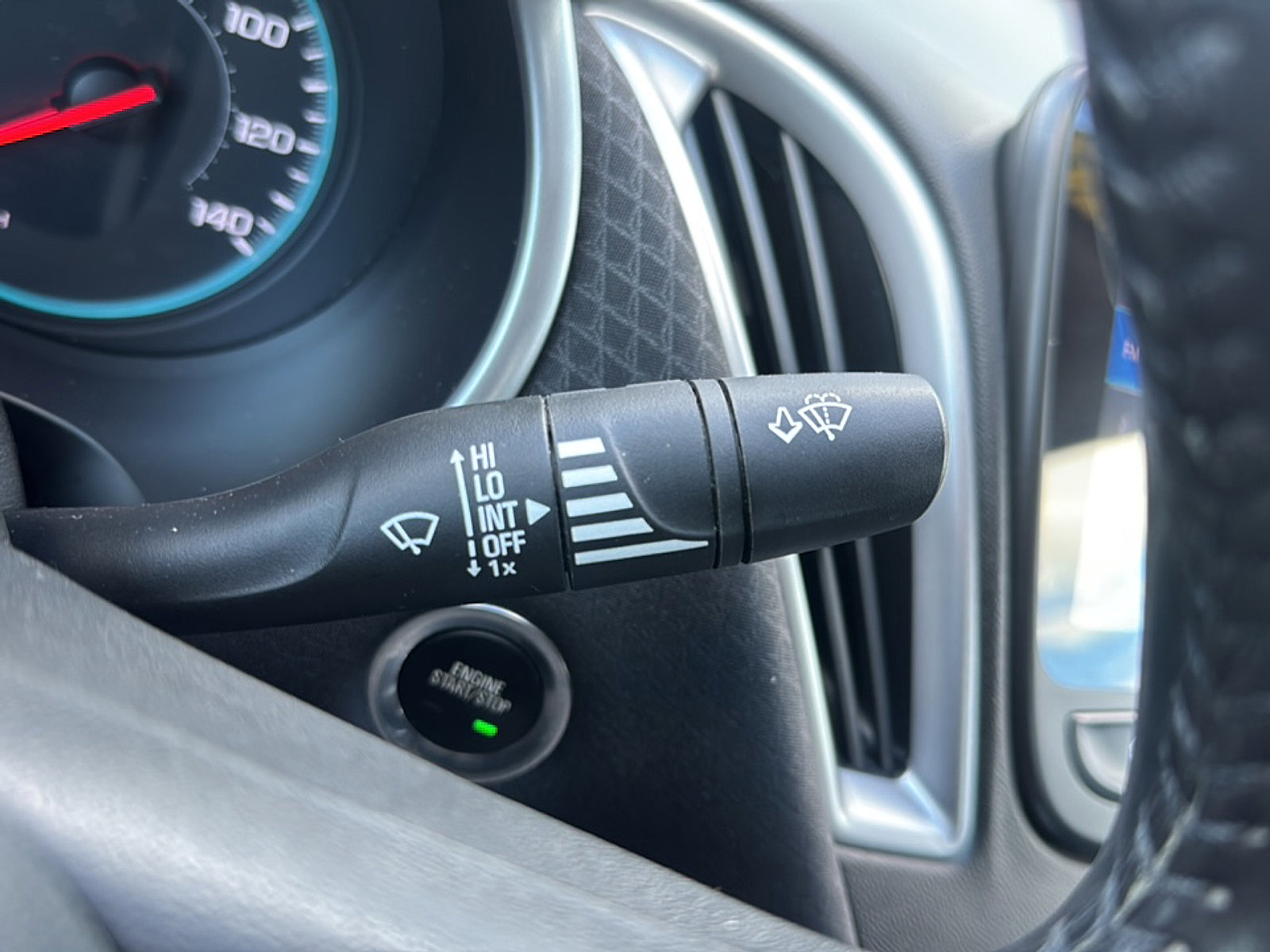 Used 2021 Chevrolet Malibu RS image 29