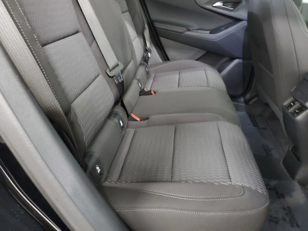 Used 2025 Chevrolet Equinox LT w/ Safety and Technology Package FWD image 22