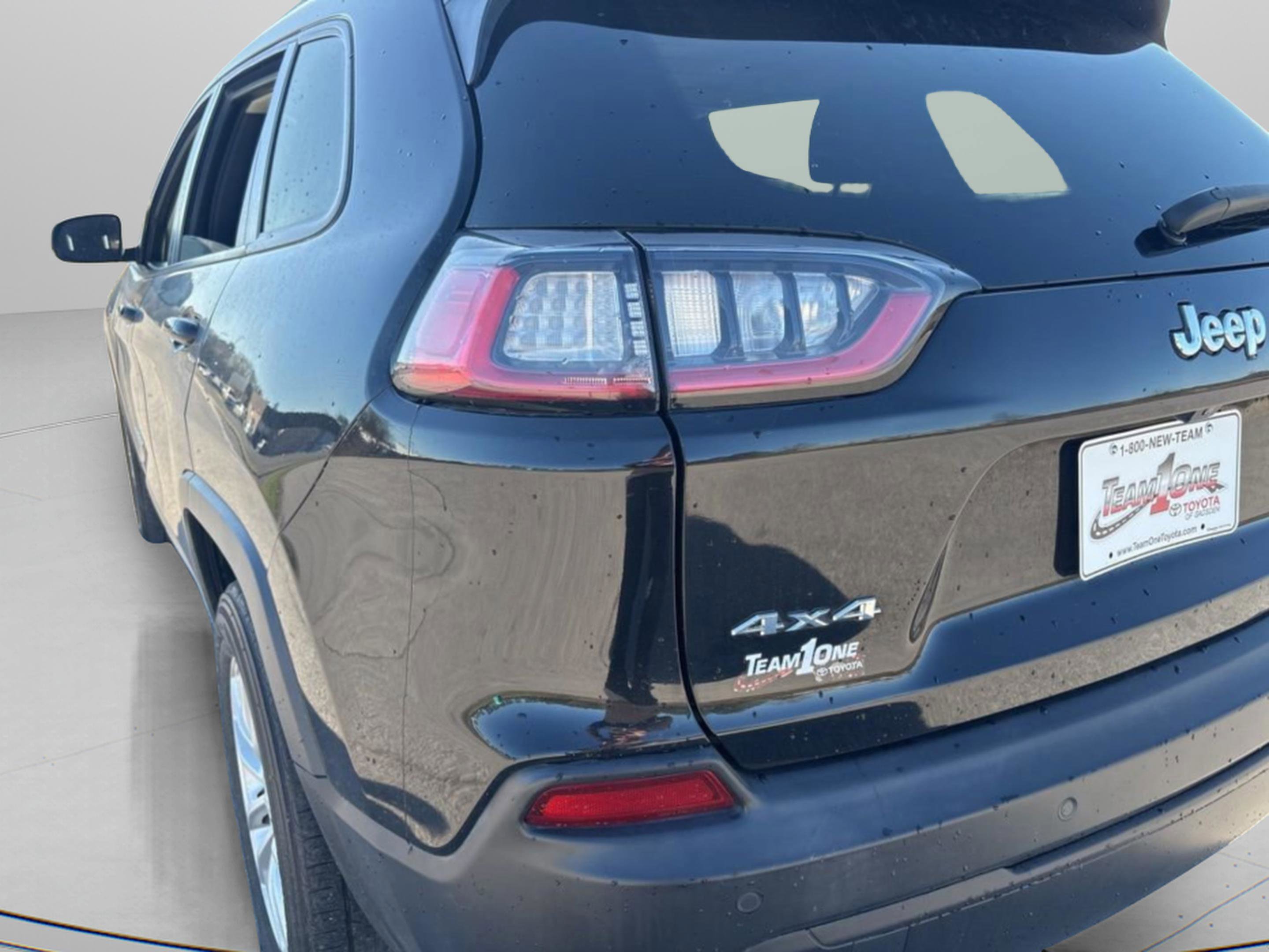 Used 2021 Jeep Cherokee Latitude w/ Safety Group AWD/4WD image 7