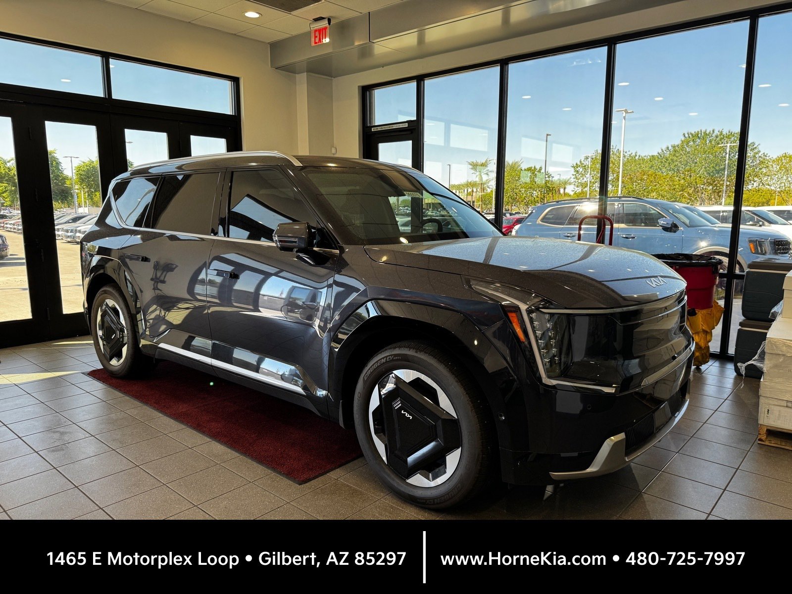 New 2026 Kia EV9 Land image 1