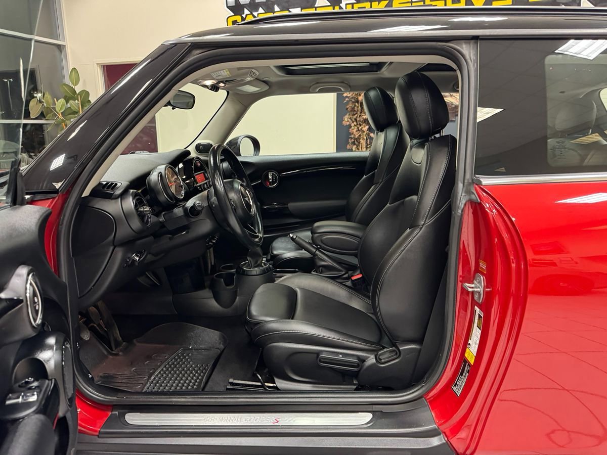 Used 2016 MINI Cooper S FWD image 15