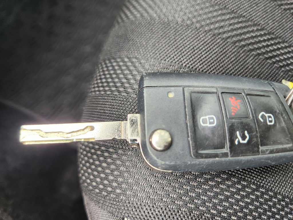 Certified 2024 Volkswagen Jetta Sport image 37