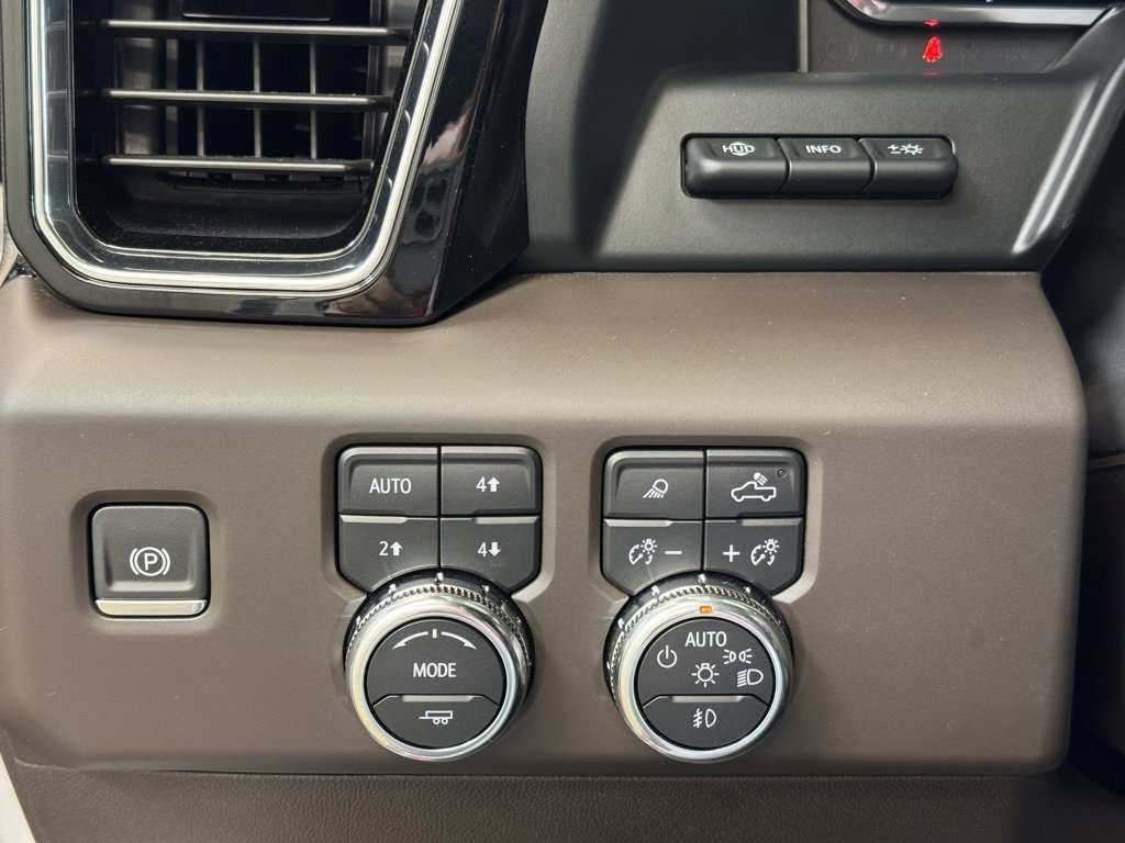 Used 2024 GMC Sierra 1500 Denali w/ Denali Reserve Package image 29