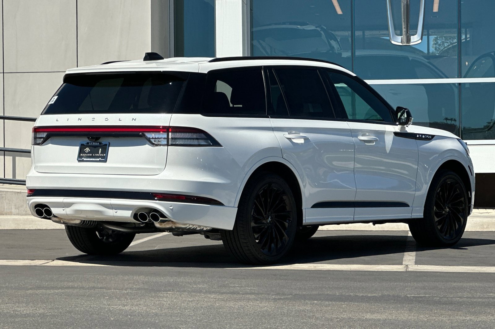 New 2025 Lincoln Aviator Reserve image 3