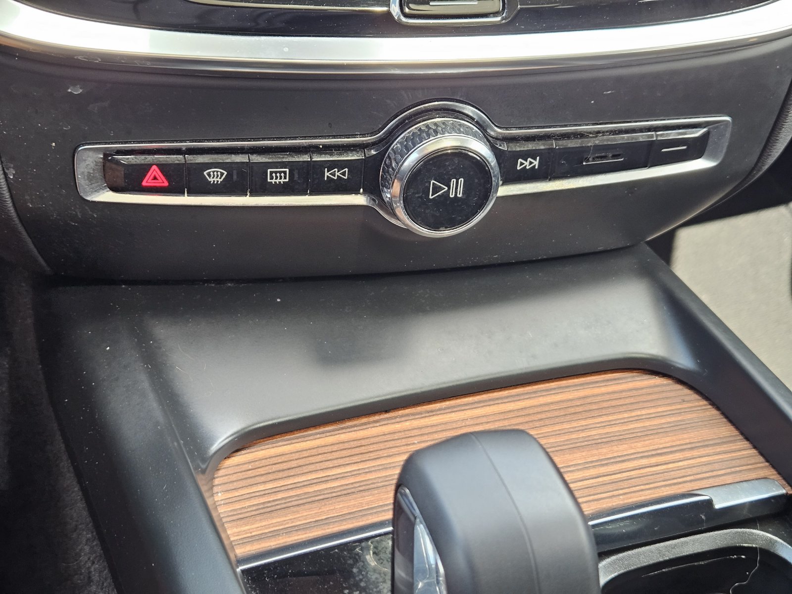 Used 2024 Volvo S60 B5 Plus FWD image 22