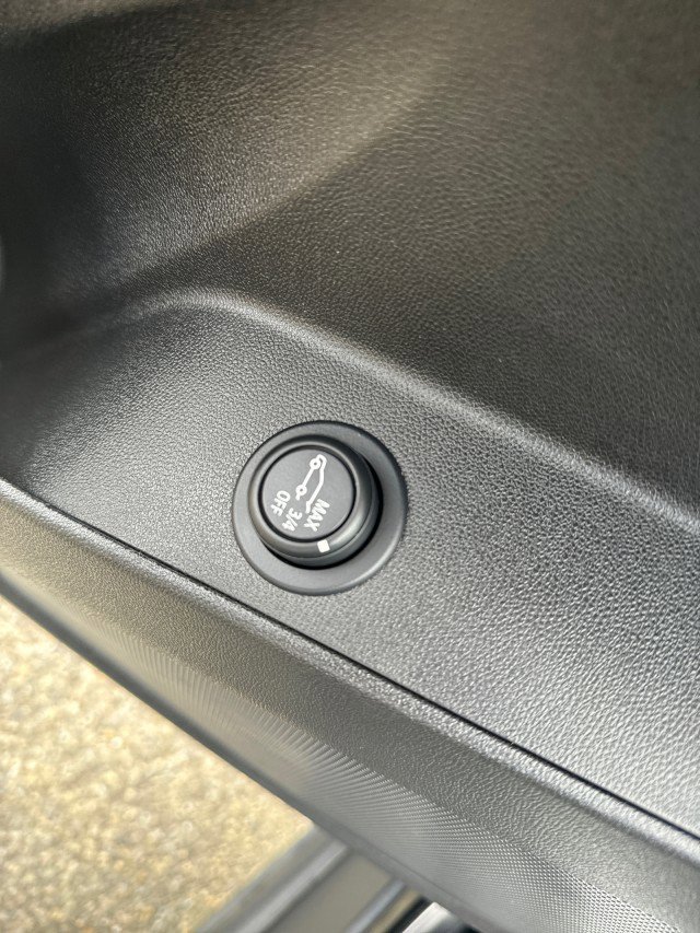 Used 2023 Chevrolet Equinox RS image 20