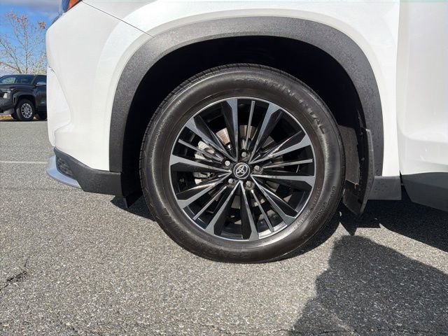 Used 2024 Toyota Grand Highlander AWD Hybrid image 27