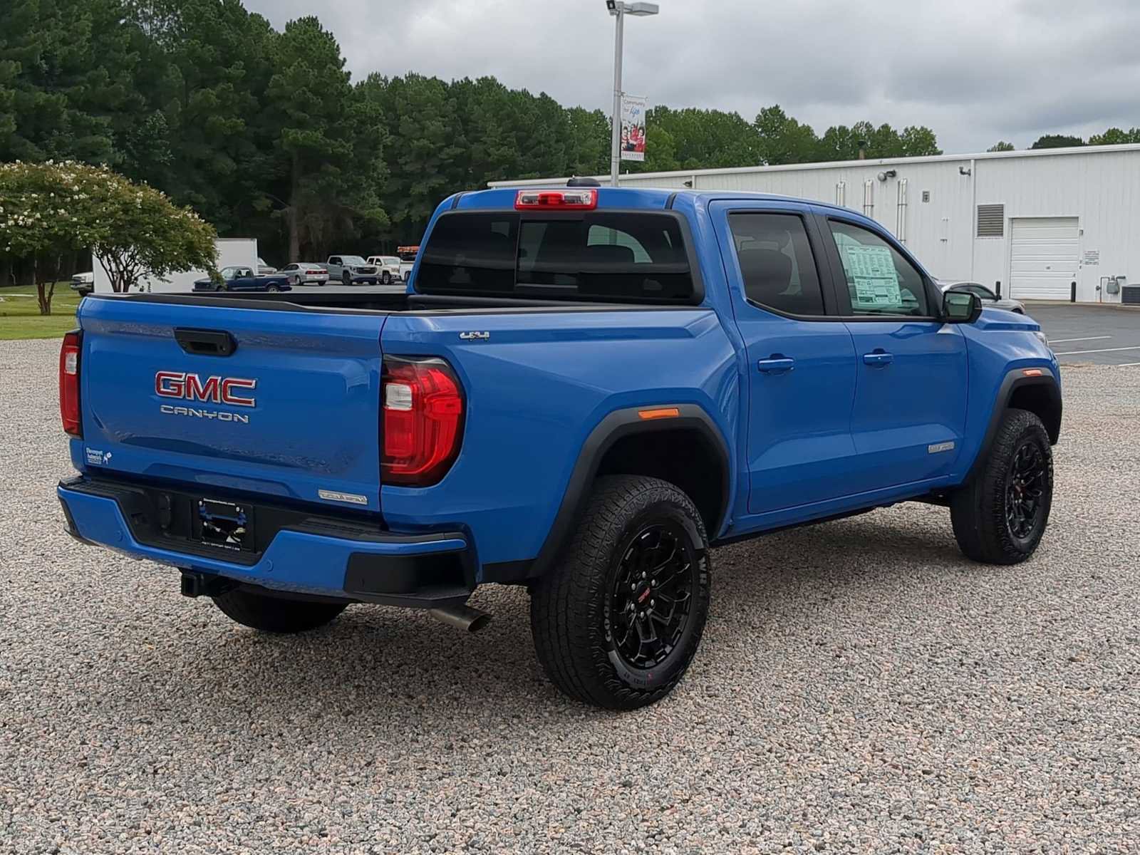 New 2026 GMC Canyon Elevation w/ Convenience Package image 8