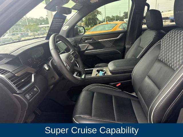 Used 2025 GMC Acadia Denali w/ Super Cruise Package FWD image 9