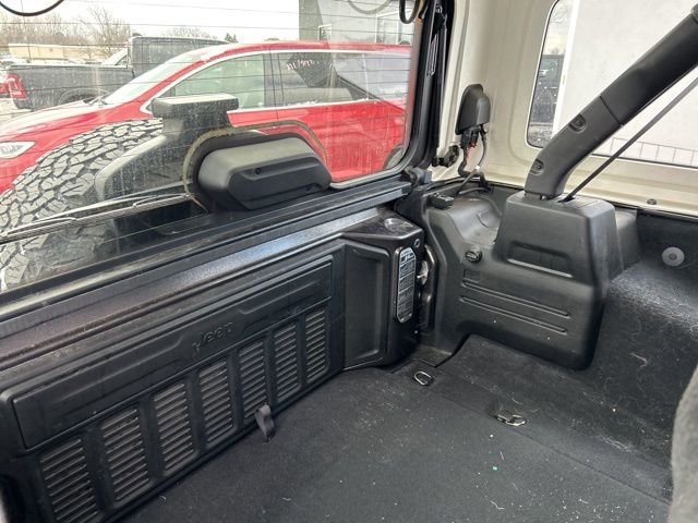 Used 2018 Jeep Wrangler Unlimited Sport S image 9