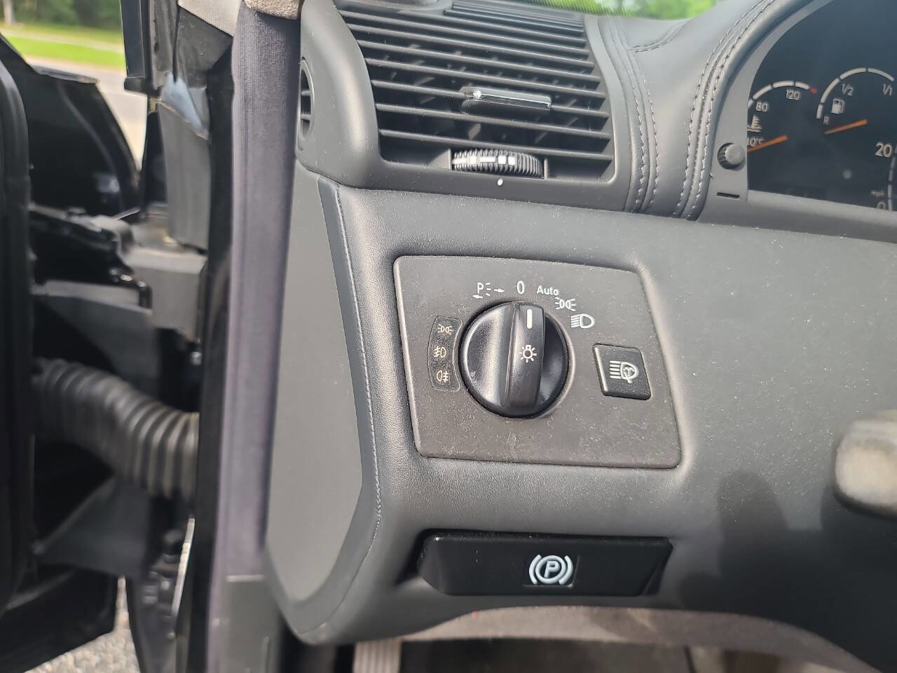 Used 2002 Mercedes-Benz CL 600 image 17