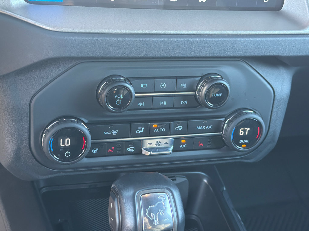 Used 2025 Ford Bronco Outer Banks AWD/4WD image 29