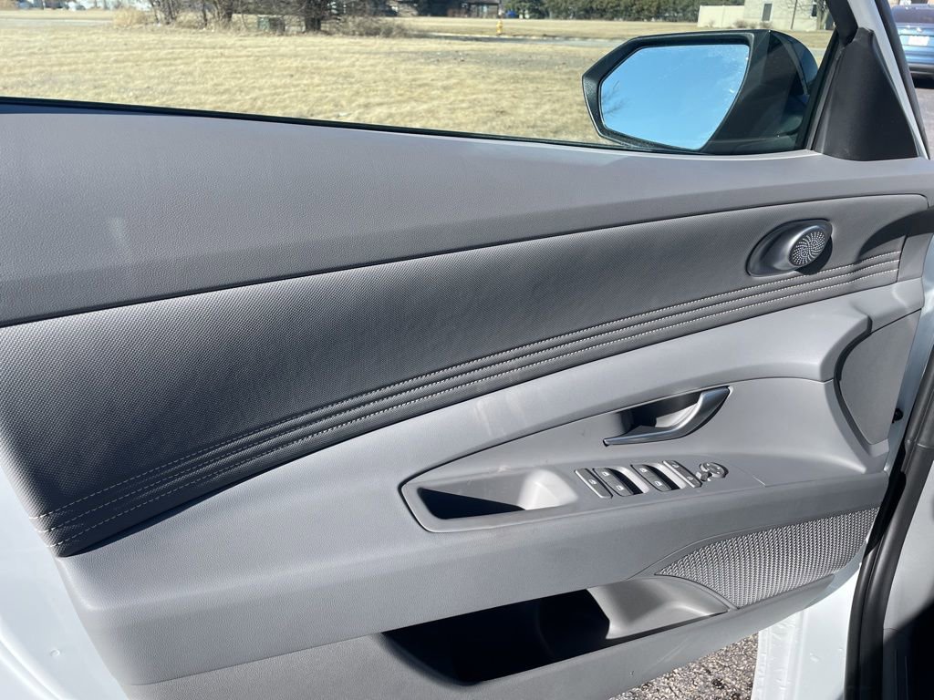 New 2026 Hyundai Elantra Sport image 12