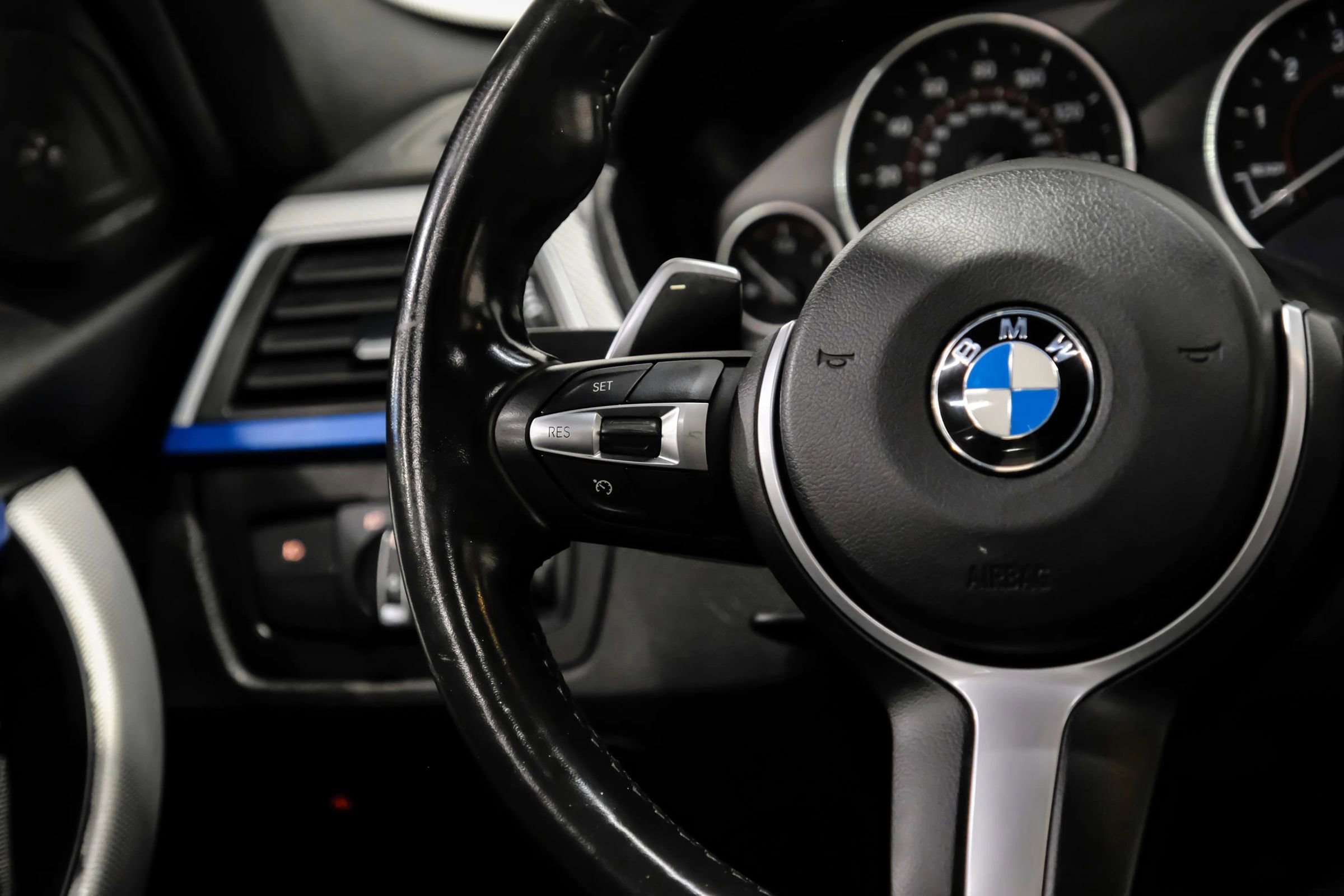 Used 2018 BMW 340i Sedan RWD image 17