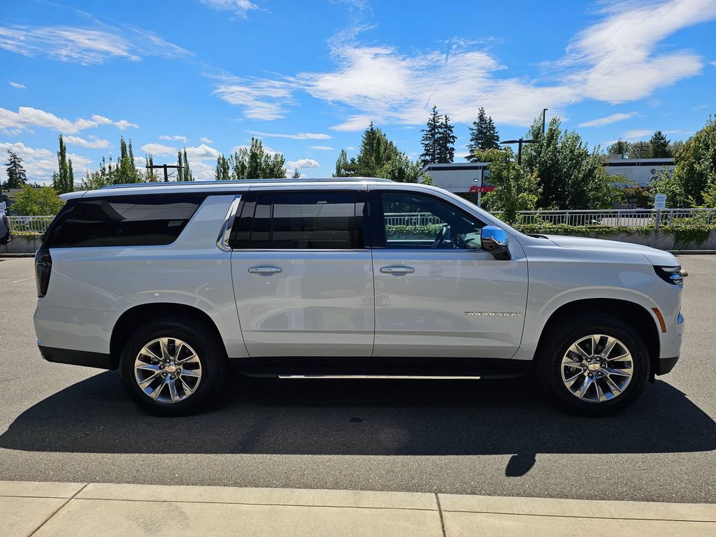 New 2026 Chevrolet Suburban Premier w/ Sun And Tow Package AWD/4WD image 6