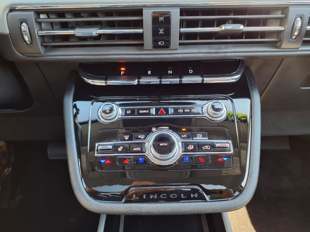 Certified 2022 Lincoln Corsair Reserve w/ Equipment Group 201A image 23