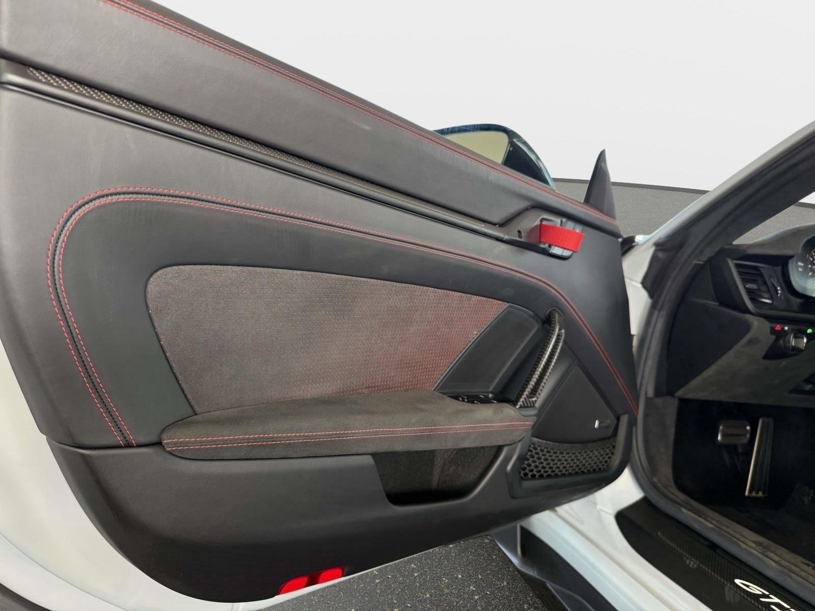 Used 2024 Porsche 911 GT3 RS image 41