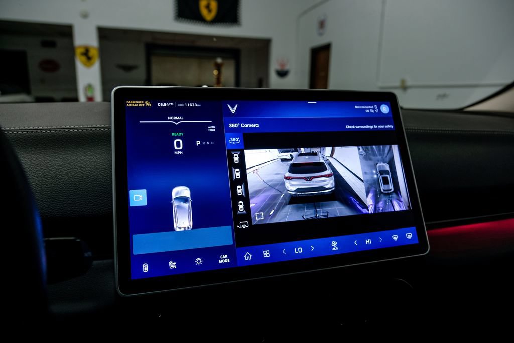 Used 2023 VinFast VF 8 Eco AWD/4WD image 24