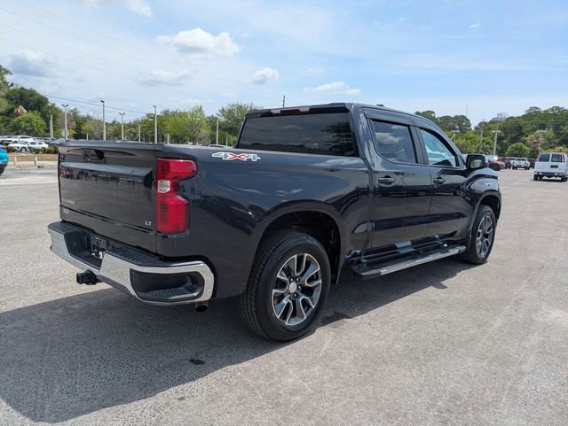 Used 2022 Chevrolet Silverado 1500 LT AWD/4WD image 7