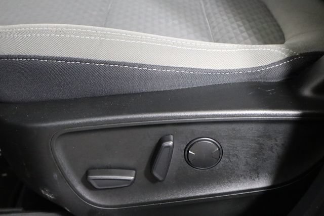Used 2022 Ford Escape SE w/ Convenience Package FWD image 16