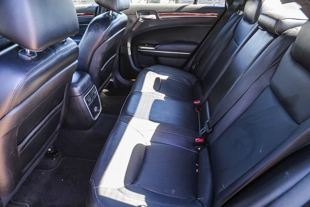 Used 2014 Chrysler 300 RWD image 14