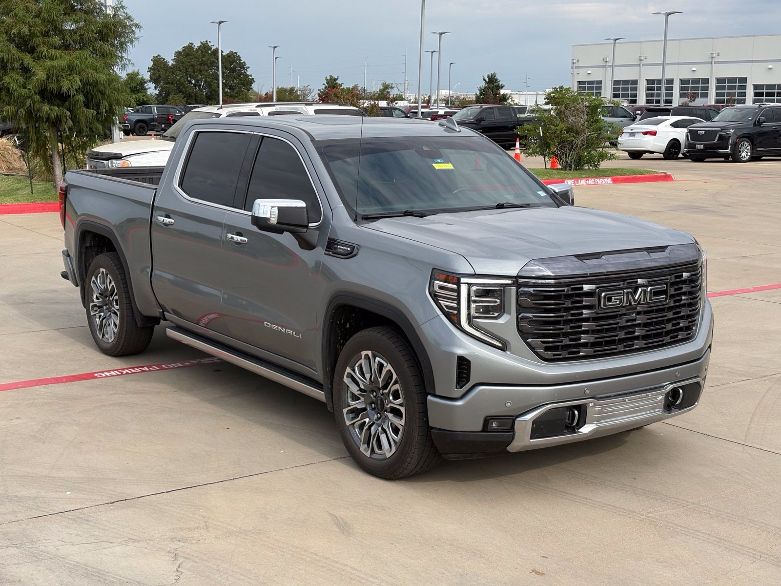 Certified 2024 GMC Sierra 1500 Denali Ultimate AWD/4WD image 12