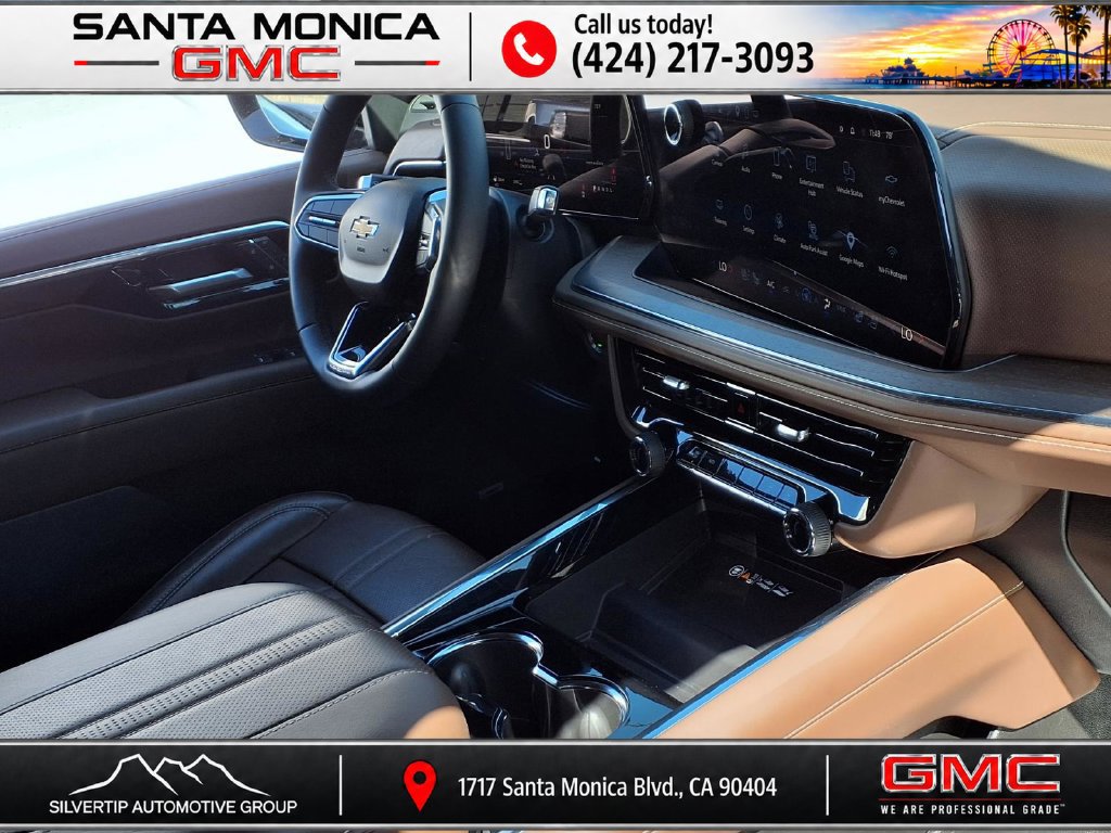 Used 2025 Chevrolet Tahoe High Country AWD/4WD image 27